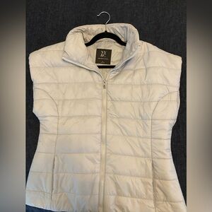 New York & Company White Puffer Jacket